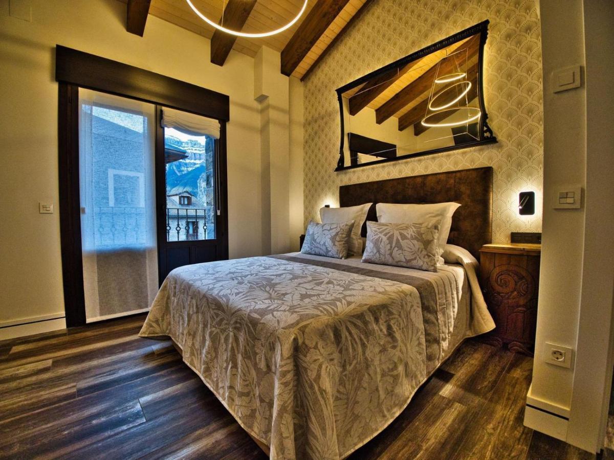 Apartamentos Valle De Ordesa-Торла Экстерьер фото